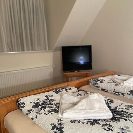 Hotel Und Restaurant Gruner Hahn Elsenfeld Luaran gambar