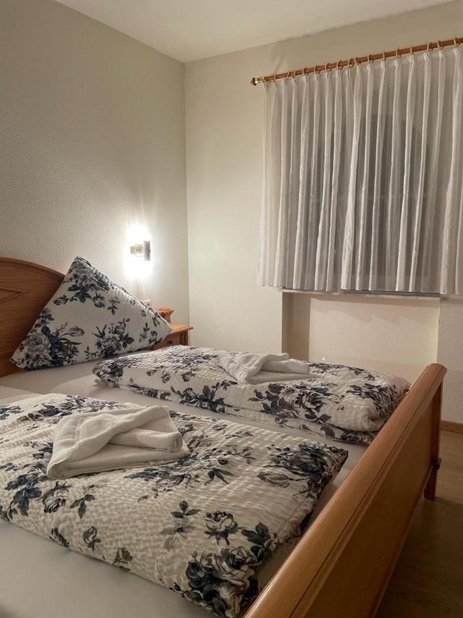 Hotel Und Restaurant Gruner Hahn Elsenfeld Luaran gambar