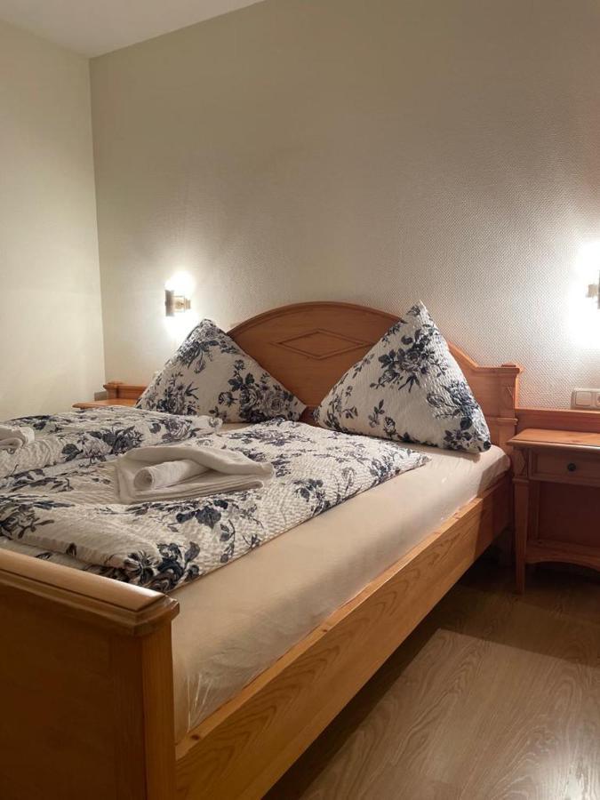 Hotel Und Restaurant Gruner Hahn Elsenfeld Luaran gambar